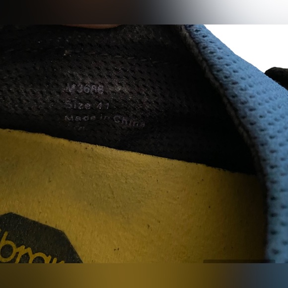 Vibram five fingers athletic shoes - Picture 5 of 6
